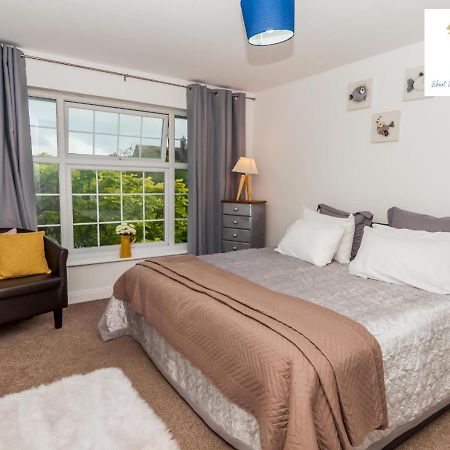 2 Bed Apartment-5 Guests - Business-Relocation-Parking - The Brighton Short Stay & Serviced Apartments Zewnętrze zdjęcie