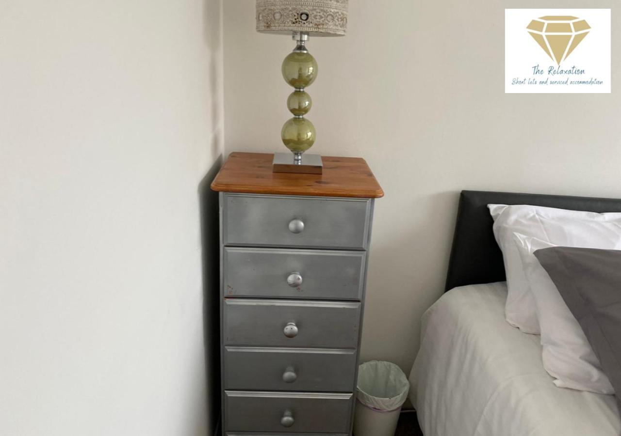 2 Bed Apartment-5 Guests - Business-Relocation-Parking - The Brighton Short Stay & Serviced Apartments Zewnętrze zdjęcie