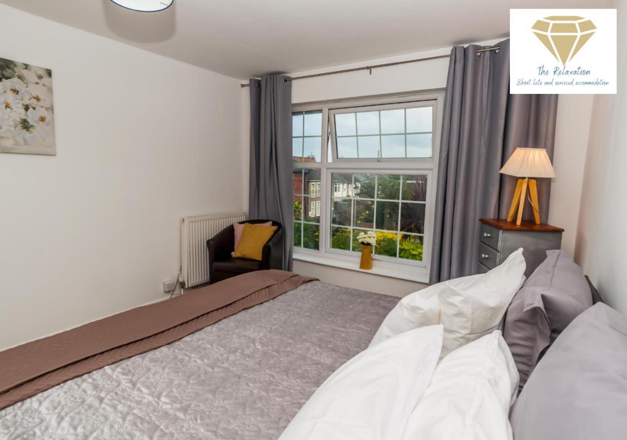 2 Bed Apartment-5 Guests - Business-Relocation-Parking - The Brighton Short Stay & Serviced Apartments Zewnętrze zdjęcie