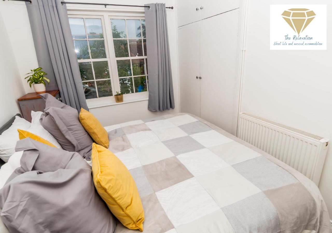 2 Bed Apartment-5 Guests - Business-Relocation-Parking - The Brighton Short Stay & Serviced Apartments Zewnętrze zdjęcie