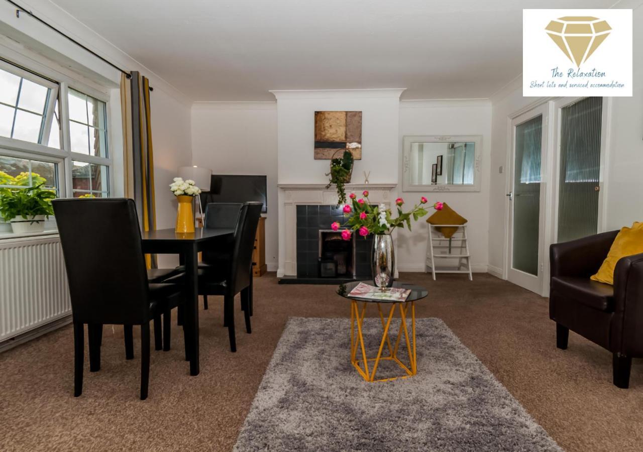2 Bed Apartment-5 Guests - Business-Relocation-Parking - The Brighton Short Stay & Serviced Apartments Zewnętrze zdjęcie