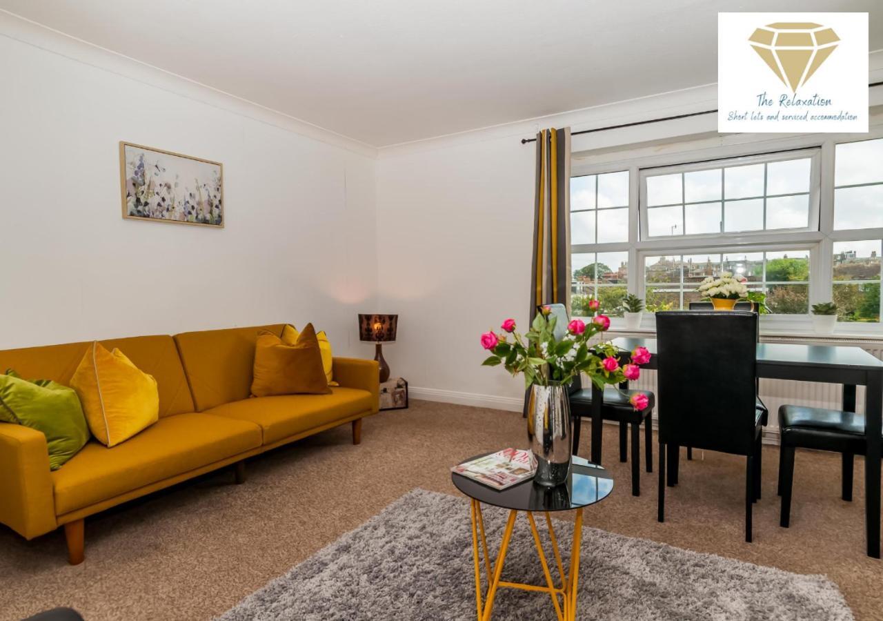 2 Bed Apartment-5 Guests - Business-Relocation-Parking - The Brighton Short Stay & Serviced Apartments Zewnętrze zdjęcie