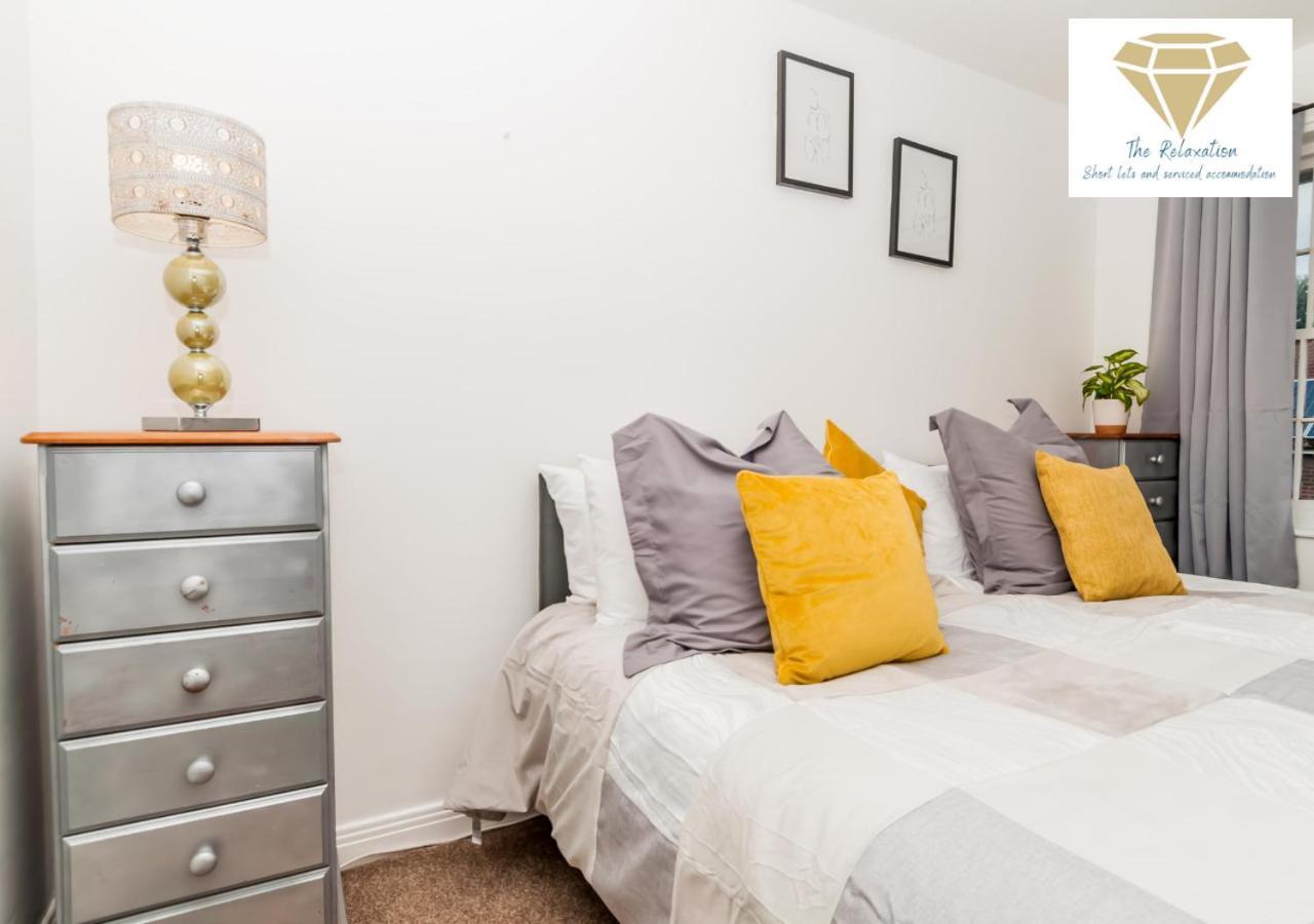 2 Bed Apartment-5 Guests - Business-Relocation-Parking - The Brighton Short Stay & Serviced Apartments Zewnętrze zdjęcie